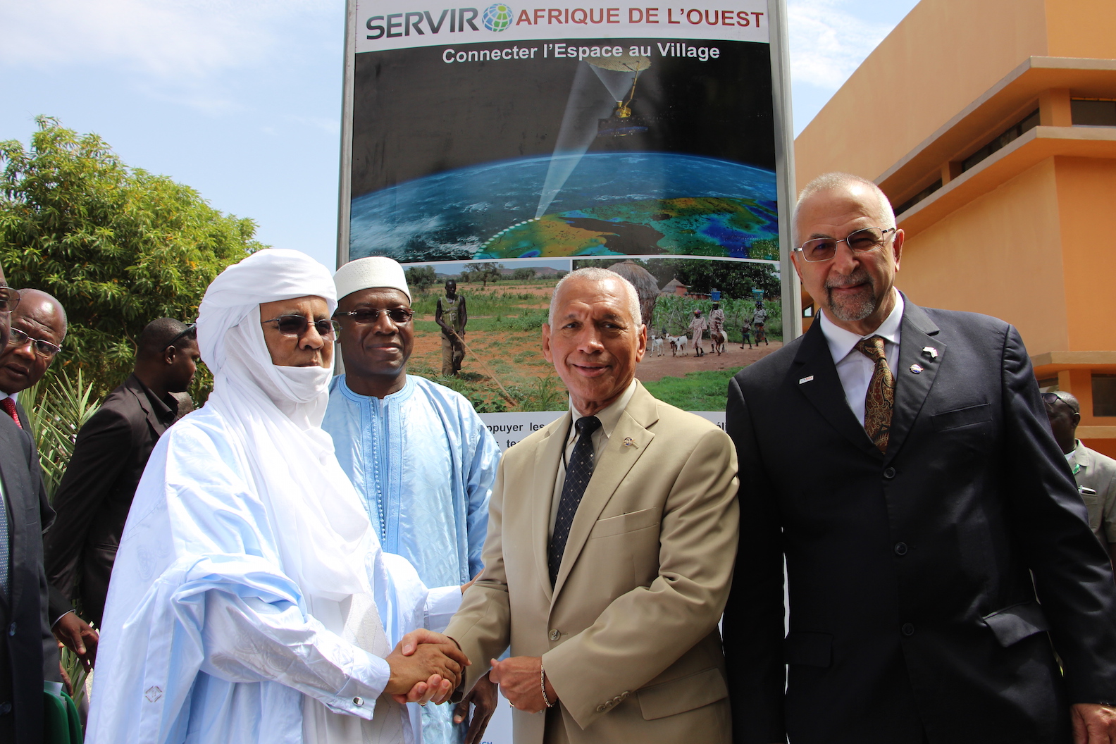 Ministers, NASA Administrator and USAID Mission Director at Launch